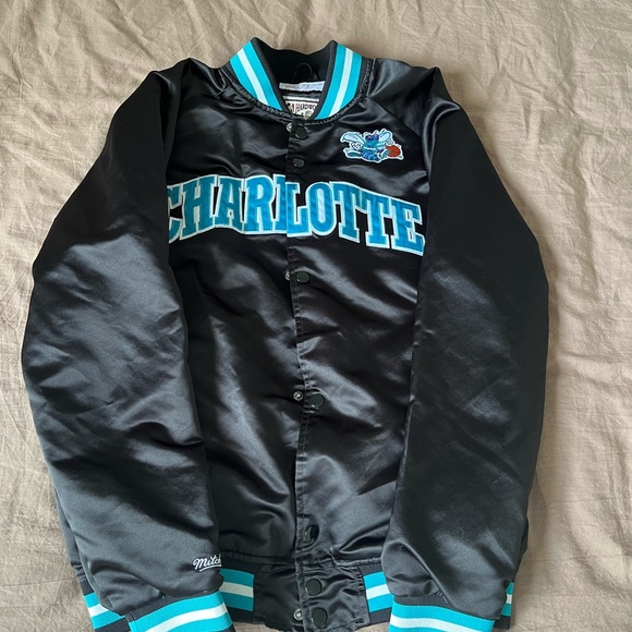 Mitchell & Ness Other - Mitchell & Ness Black Jacket with Teal Highlights